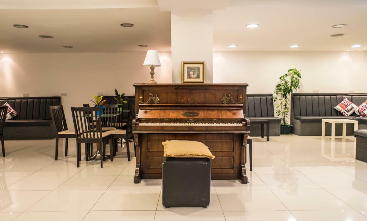 Crendon House Boutique Hotel High Wycombe Buckinghamshire 外观 照片